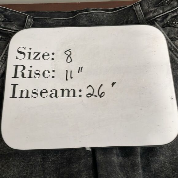 Express Women’s 8 Straight Ankle High Rise Black Jeans Side Button Closure - Picture 8 of 8